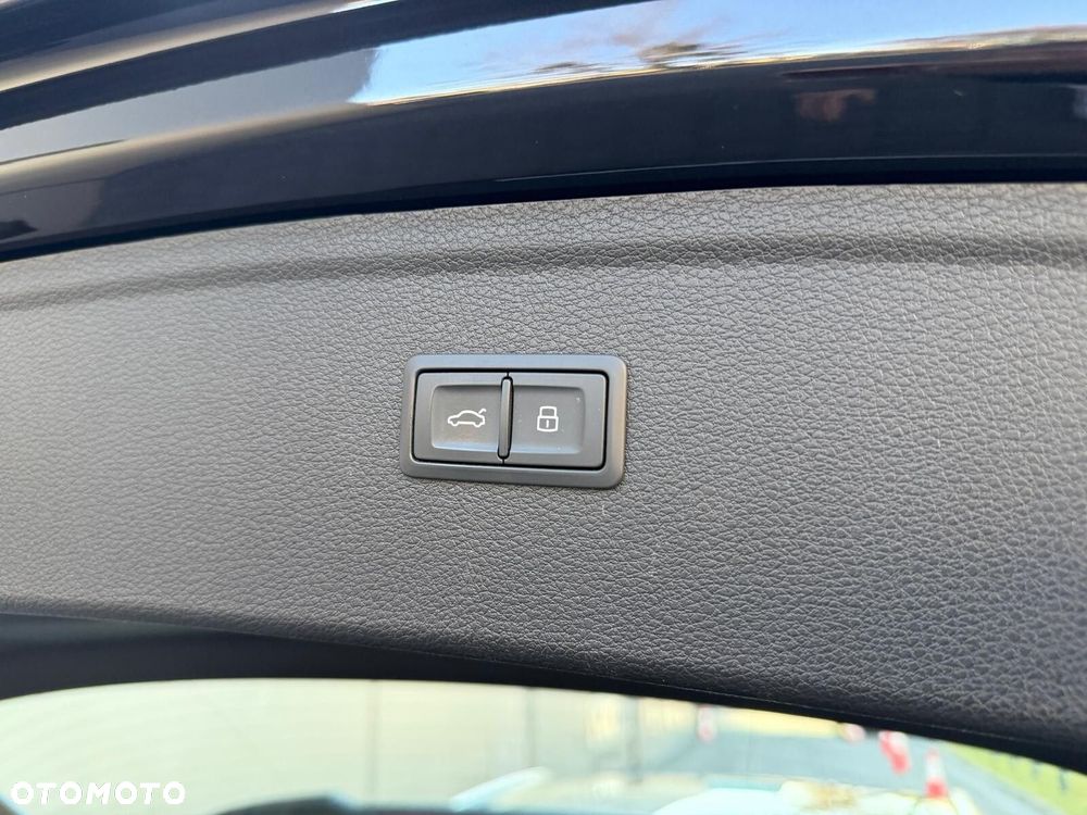 Audi Q5 50 TFSI e Quattro S Line S tronic - 25