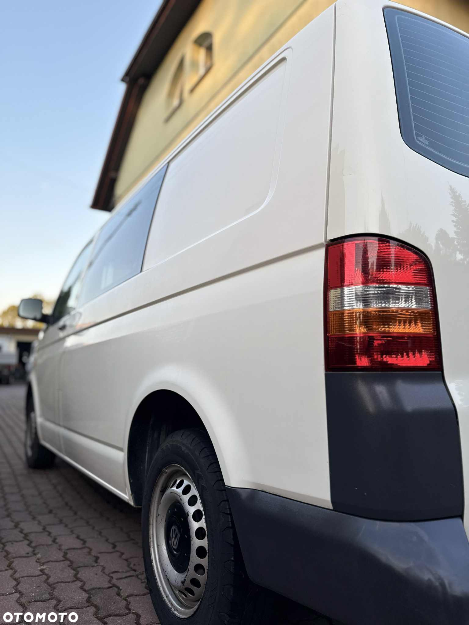 Volkswagen Transporter - 12