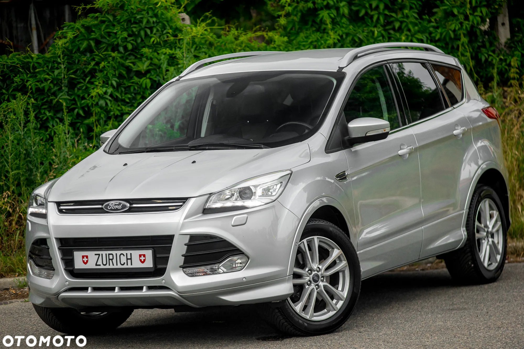 Ford Kuga 2.0 TDCi 4x4 Titanium - 2