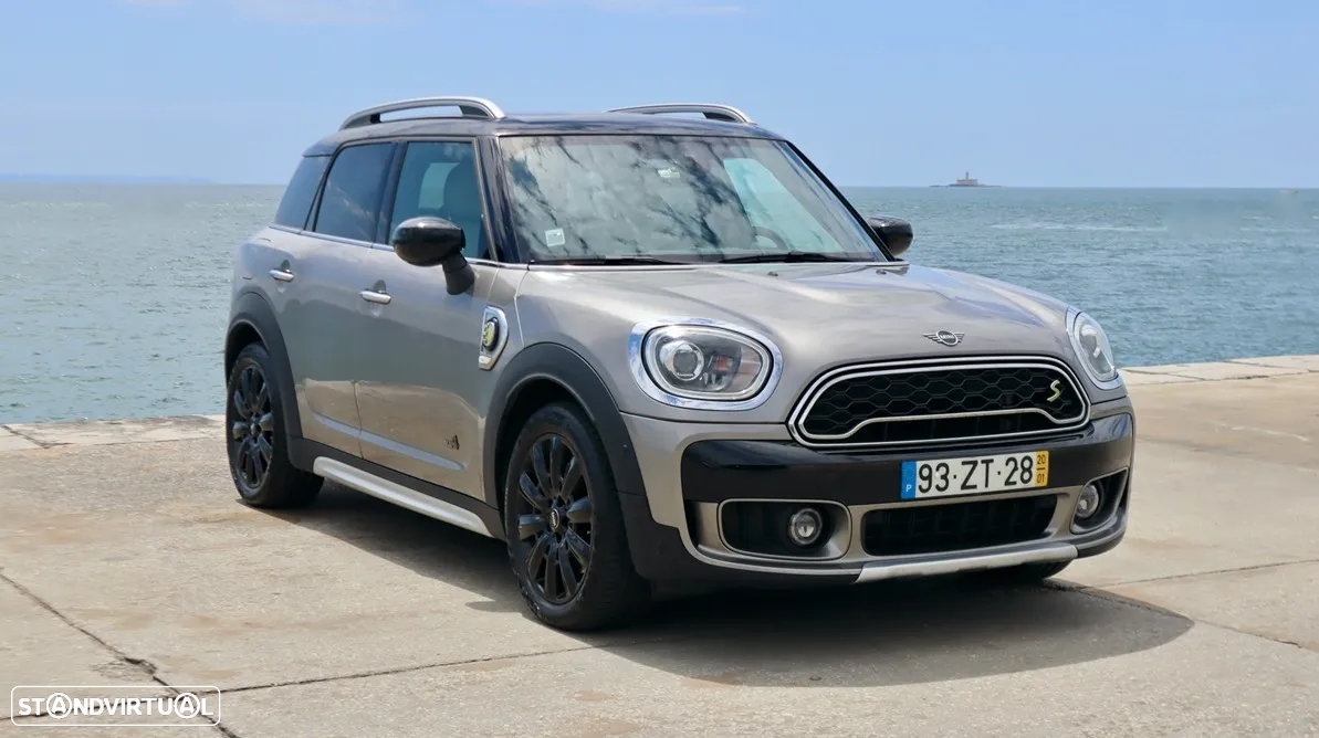 MINI Countryman Cooper SE ALL4 Auto - 4