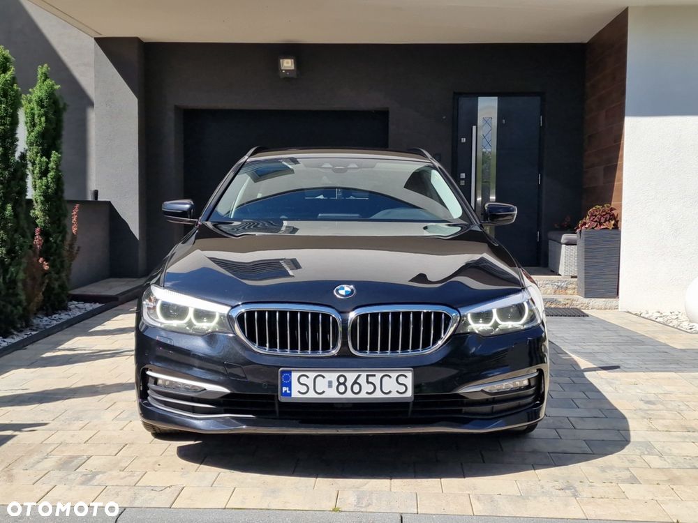 BMW Seria 5 530d Sport Line - 3