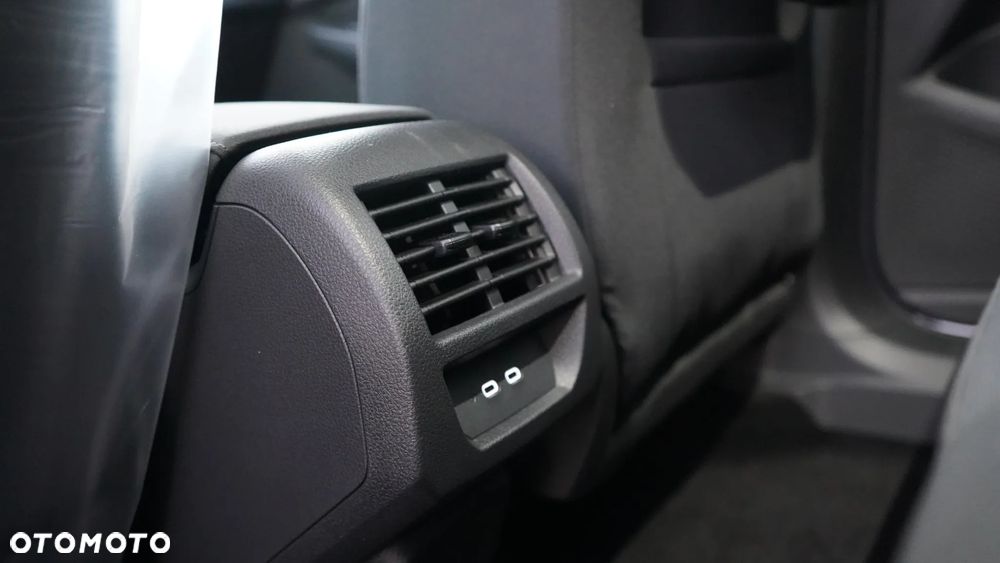 Volkswagen Caddy - 21