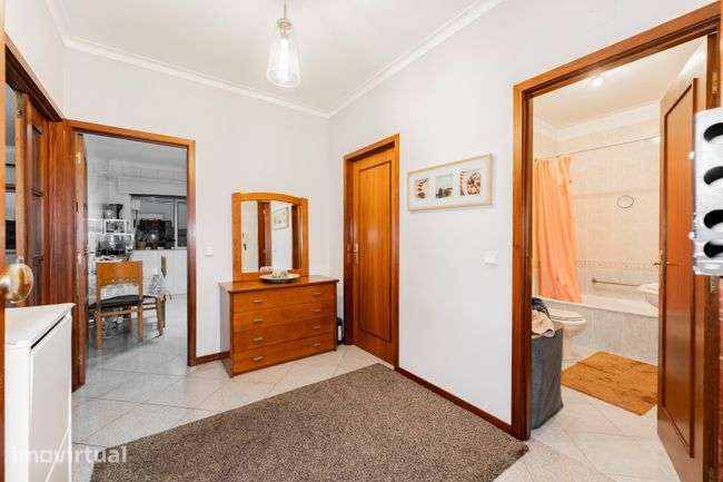 Apartamento T1 com Garagem | Lamaçães – Braga - Grande imagem: 4/10