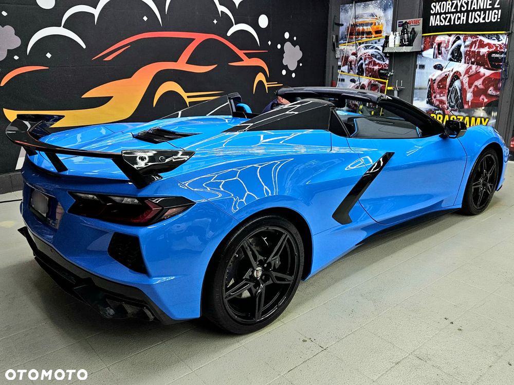 Chevrolet Corvette - 2