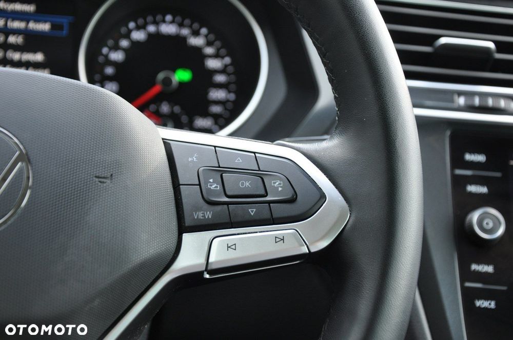 Volkswagen Tiguan - 14