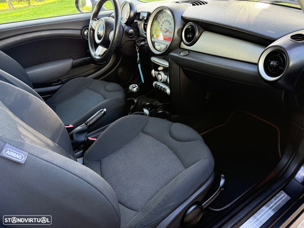MINI Coupé - 3