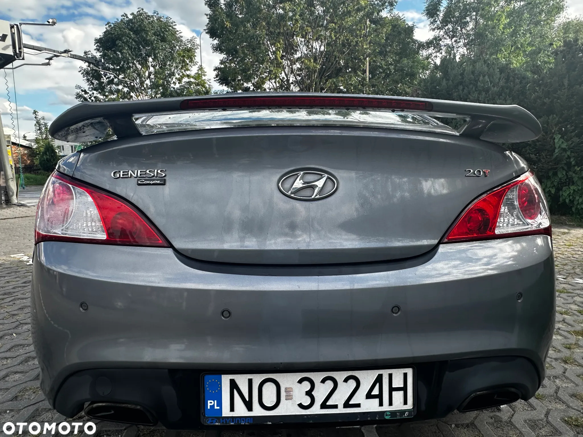 Hyundai Genesis Coupe - 7