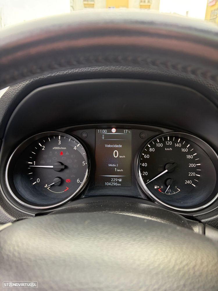 Nissan Qashqai 1.5 dCi N-Connecta - 12