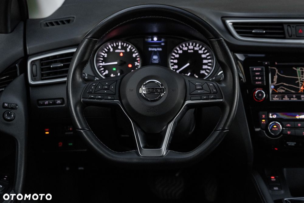 Nissan Qashqai 1.3 DIG-T DCT N-CONNECTA - 22