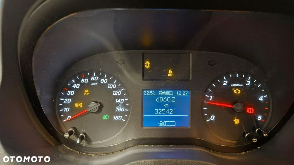 Mercedes-Benz Sprinter - 8