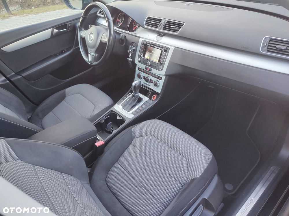 Volkswagen Passat Alltrack 2.0 TDI 4Motion DSG BlueMotion Tec - 20