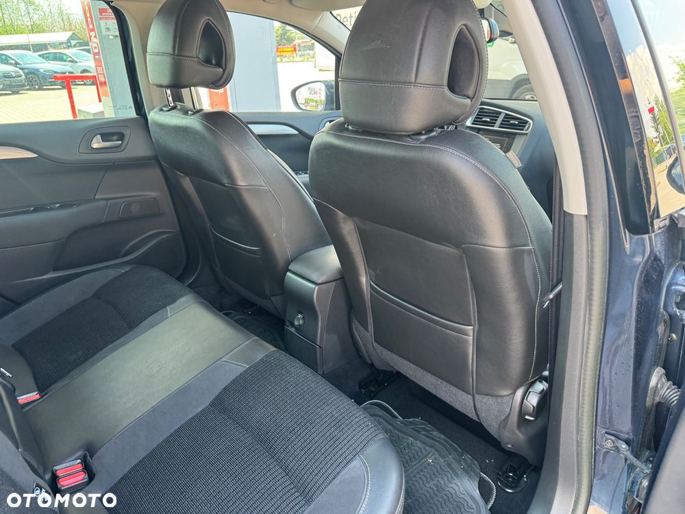 Citroën C4 2.0 HDi Exclusive - 9