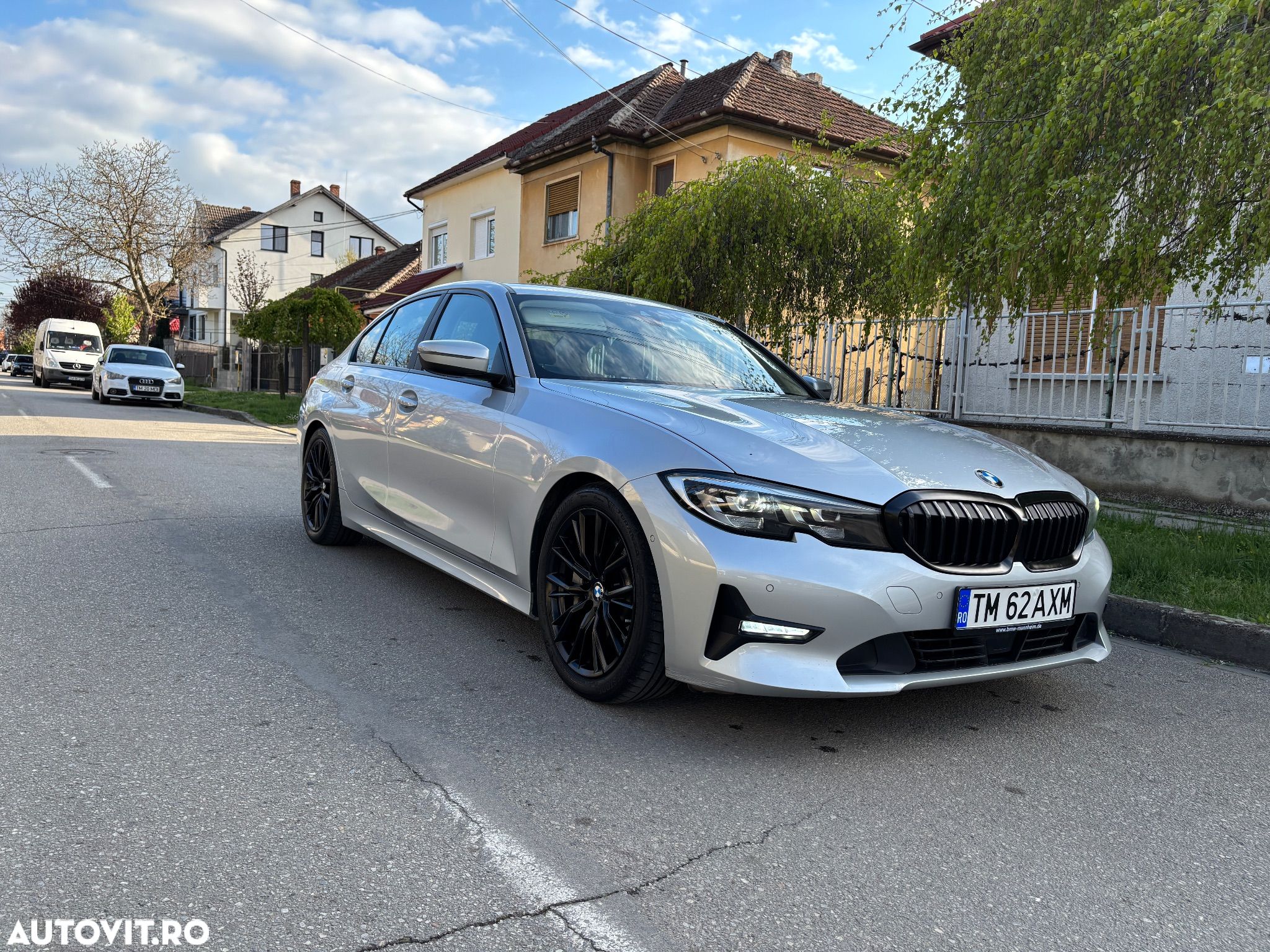 BMW Seria 3 330e Aut. Sport Line - 1