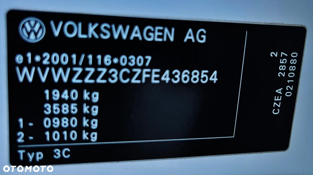 Volkswagen Passat 1.4 TSI ACT (BlueMotion Technology) Highline - 40