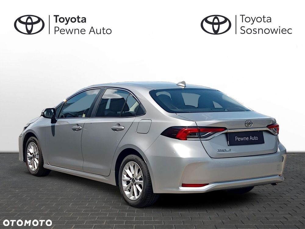 Toyota Corolla - 4