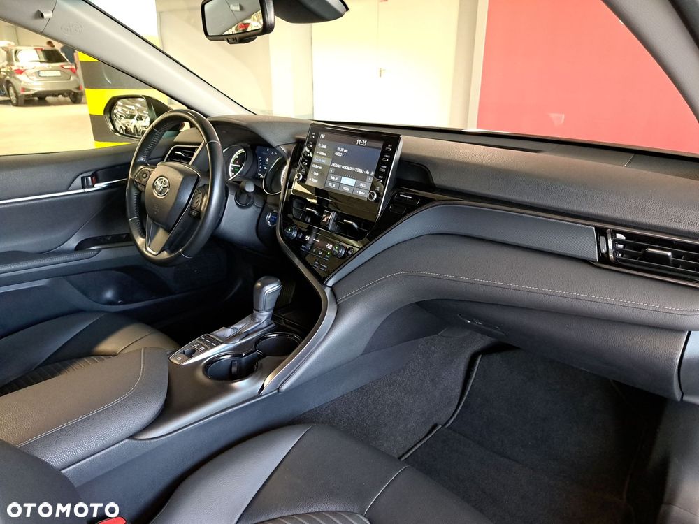 Toyota Camry 2.5 Hybrid Prestige CVT - 17