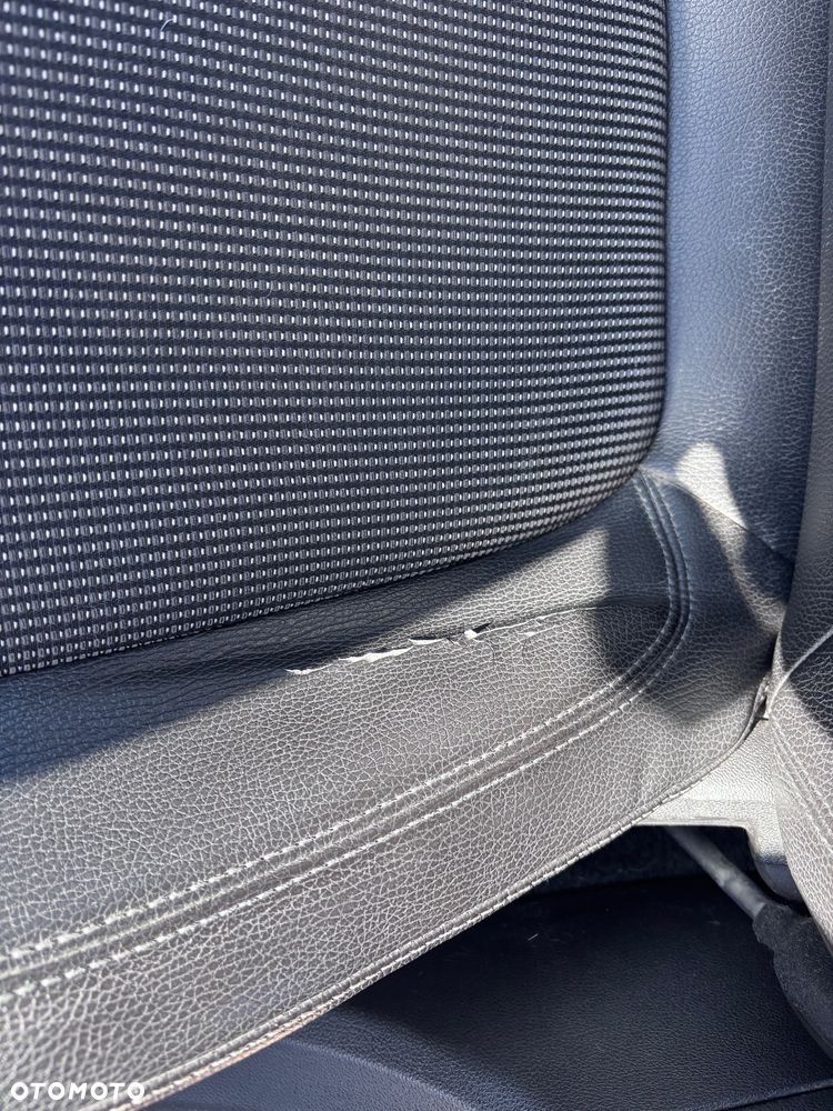 Opel Astra 1.7 CDTI DPF Cosmo - 12