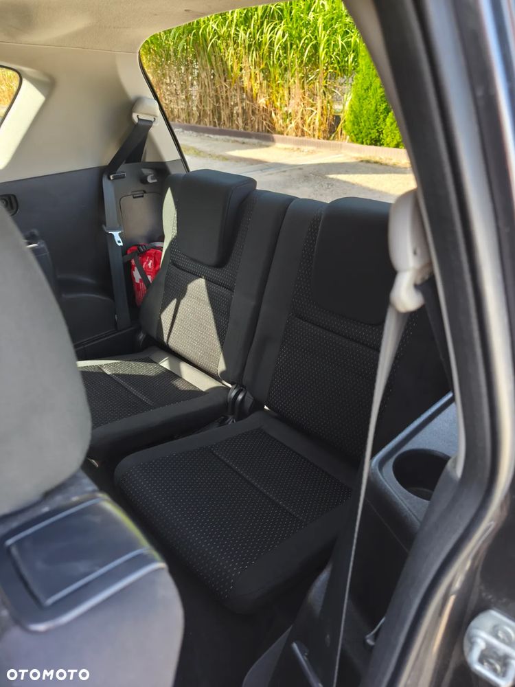 Toyota Corolla Verso 2.2 D-4D Gold + 7os - 12