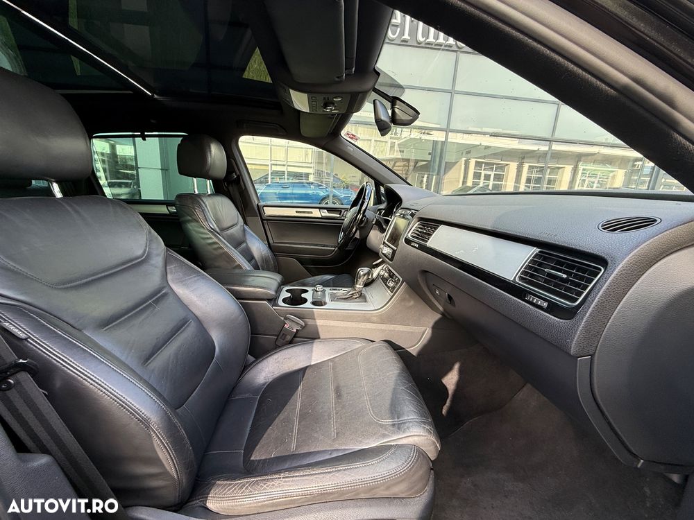 Volkswagen Touareg - 22