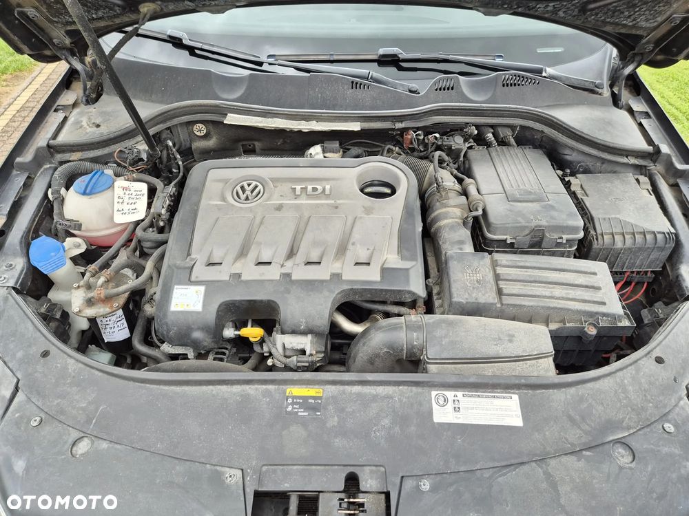 Volkswagen Passat - 9