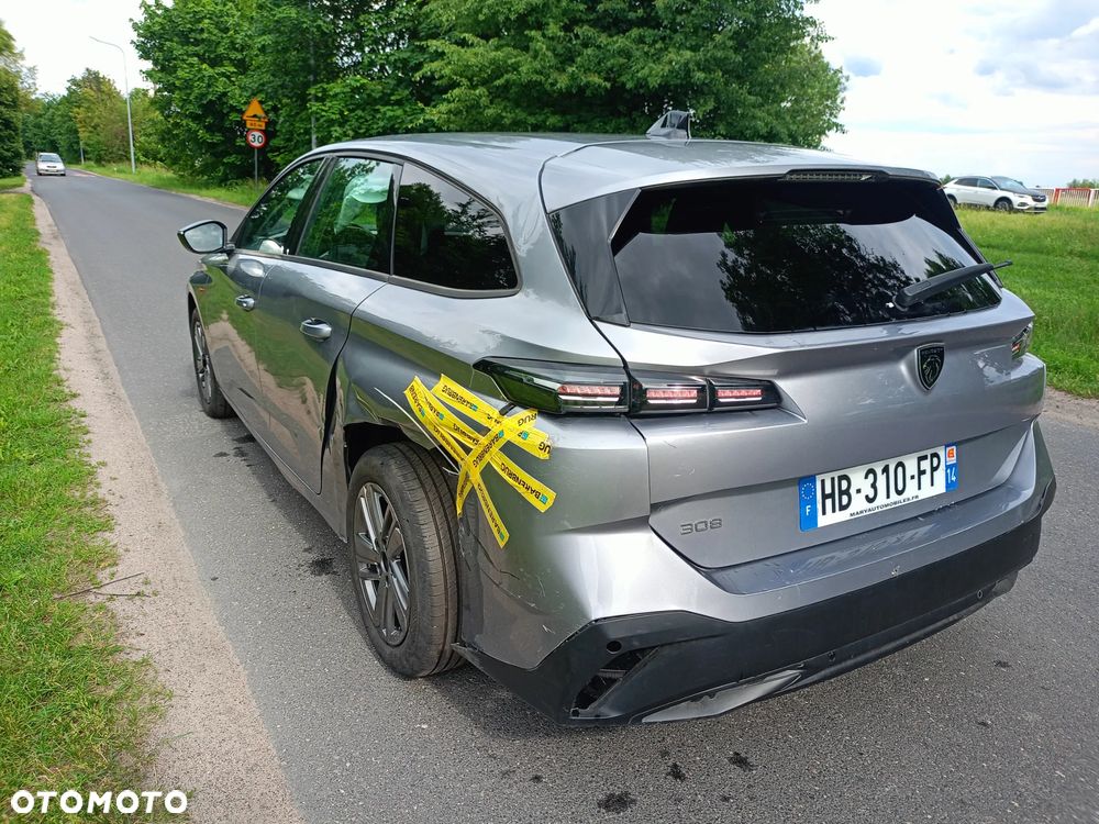 Peugeot 308 Hybrid 136e-DSC6 Allure - 6