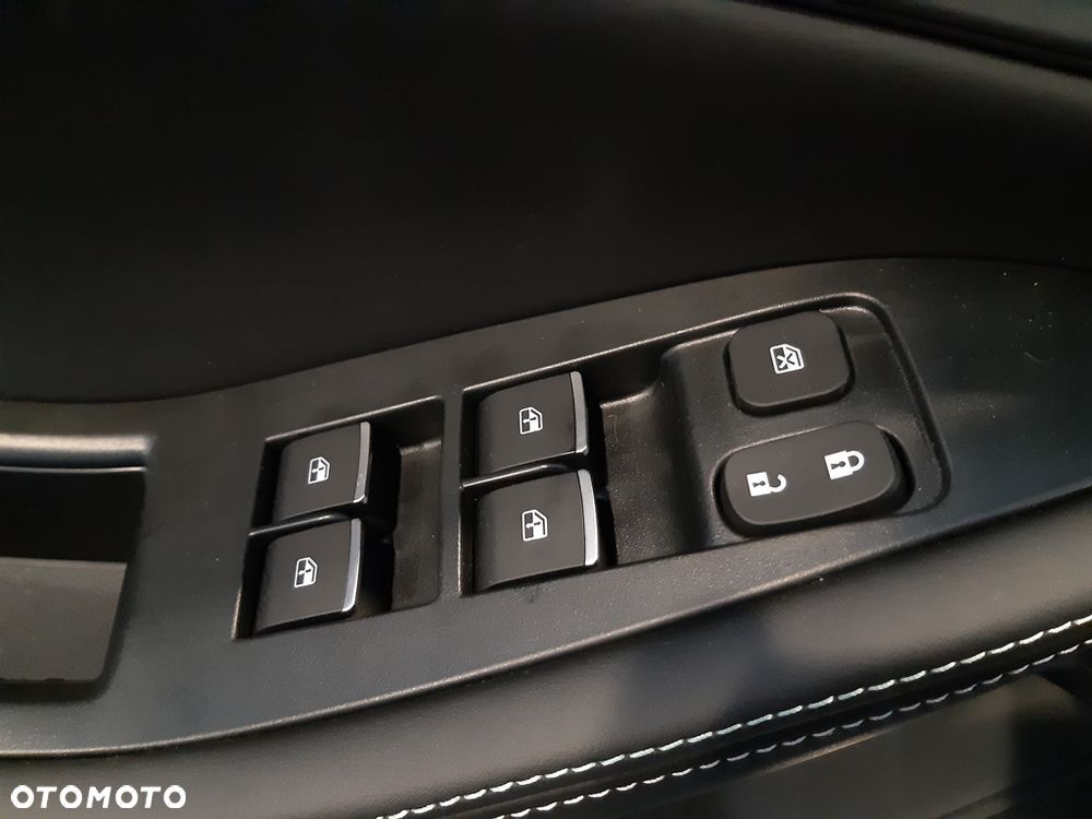 JAC J7 Plus CVT - 23