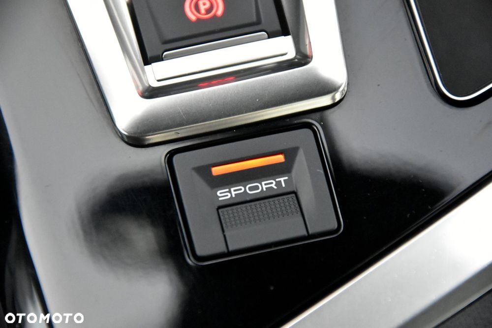 Peugeot 5008 1.6 PureTech GT S&S EAT8 - 28