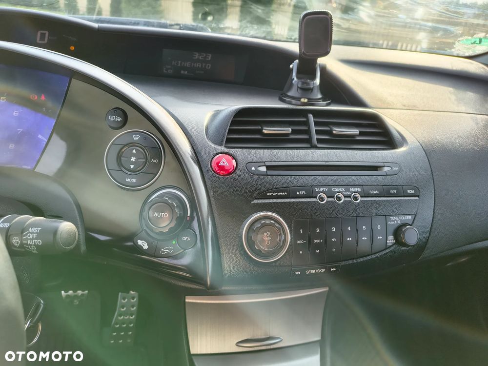 Honda Civic 1.8i-VTEC Executive - 19