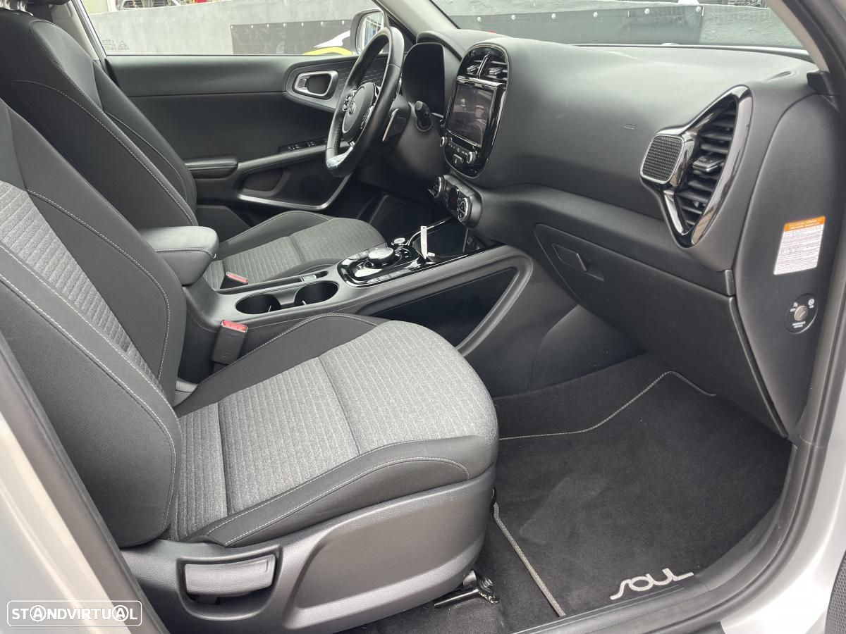 Kia e-Soul Vision - 20