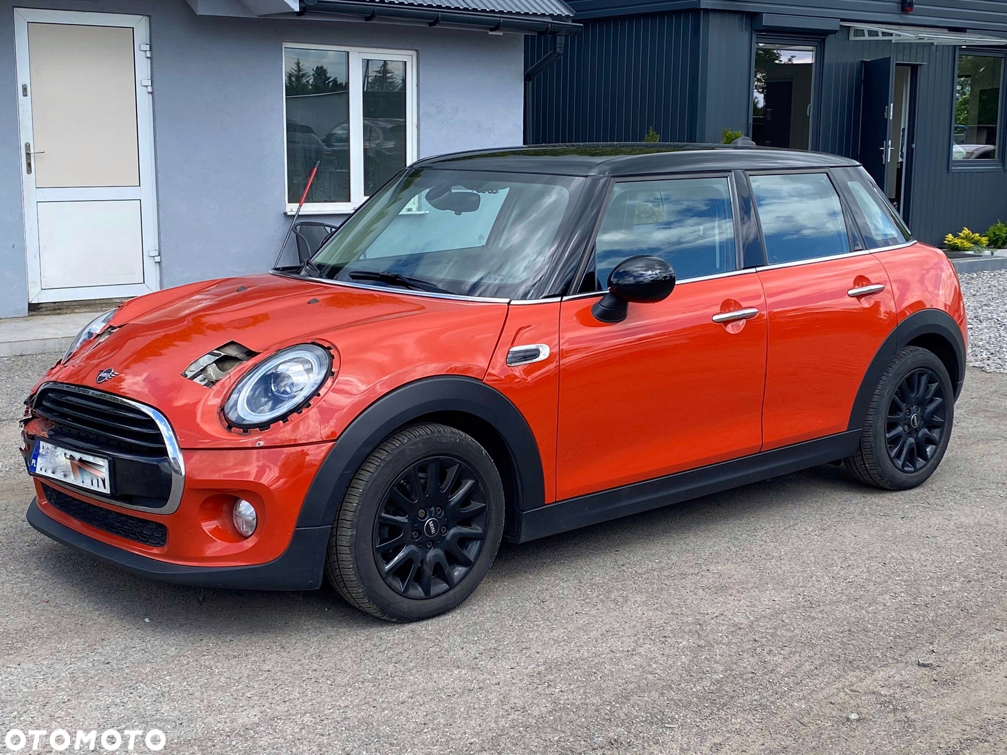 MINI Cooper Standard - 4