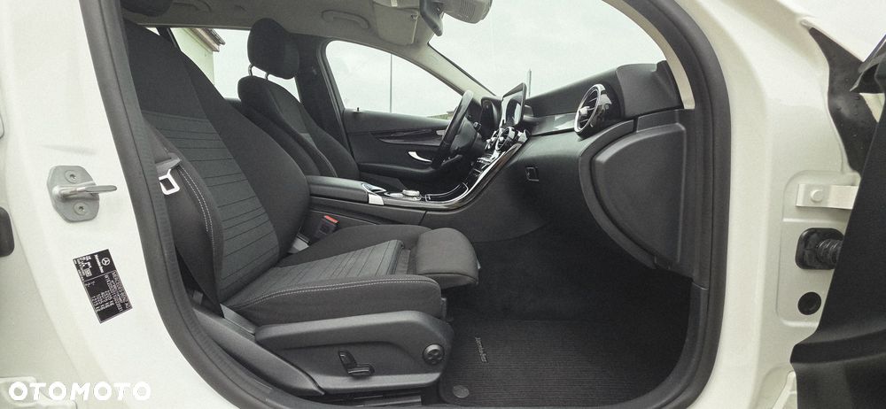 Mercedes-Benz Klasa C 200 d 9G-TRONIC - 8