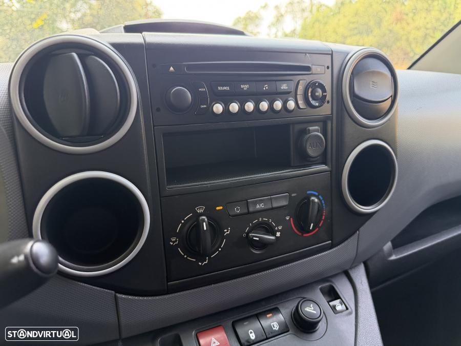 Peugeot Partner 1.6 BlueHDi 3Lugares - 12
