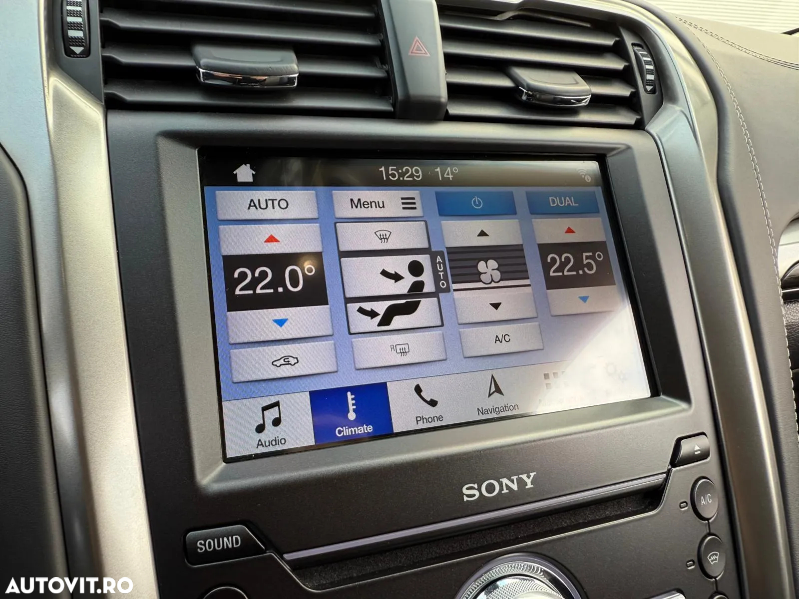 Ford Mondeo 2.0 HEV Vignale - 20