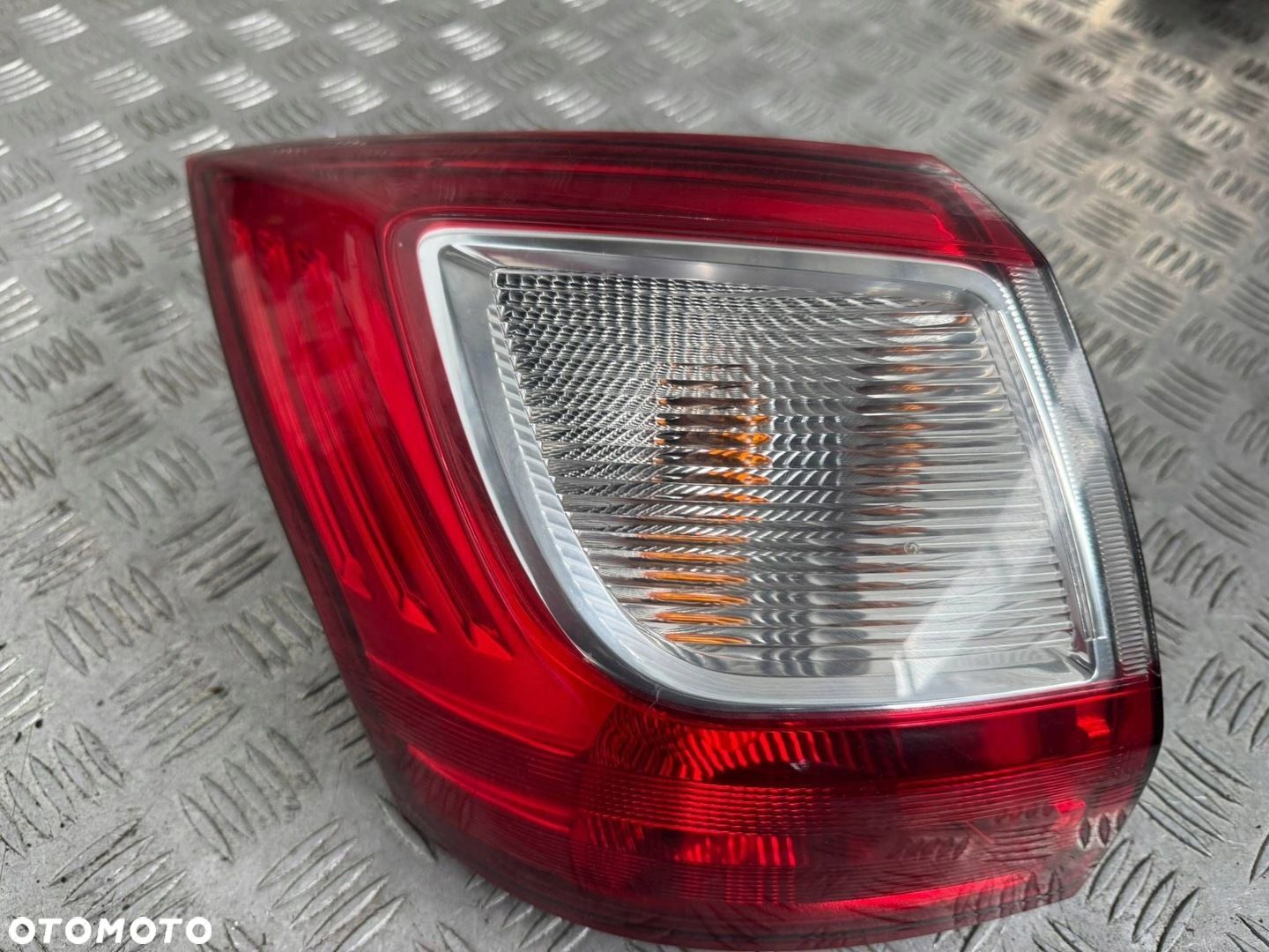 Ford Grand C-MAX II mk2 lift 2014-2019 lampa tył tylna lewa - 1