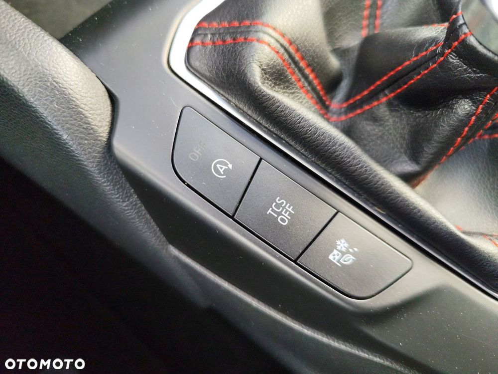 Ford Focus - 24