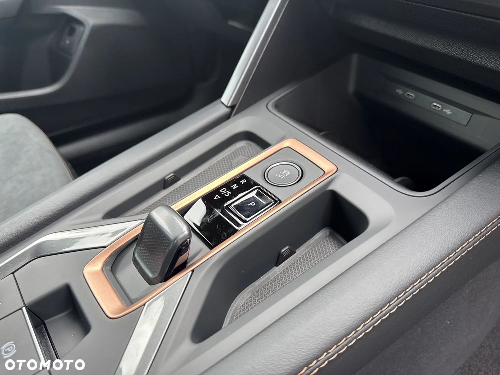 Cupra Formentor 1.5 eTSI mHEV DSG - 12