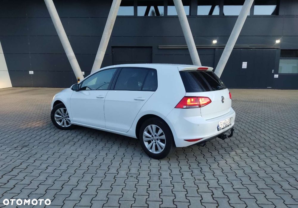 Volkswagen Golf - 19