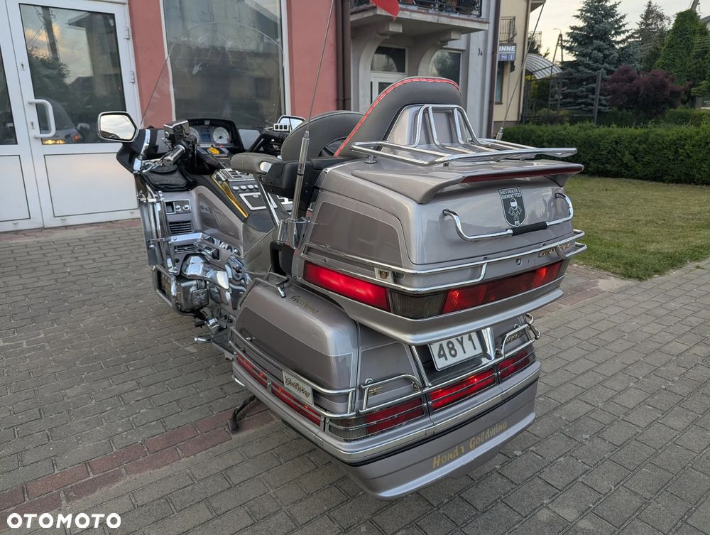 Honda GL - 5