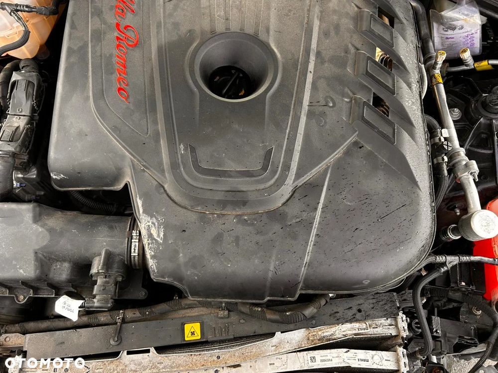 Alfa Romeo Giulia 2.2 D Turbo Veloce Q4 - 8