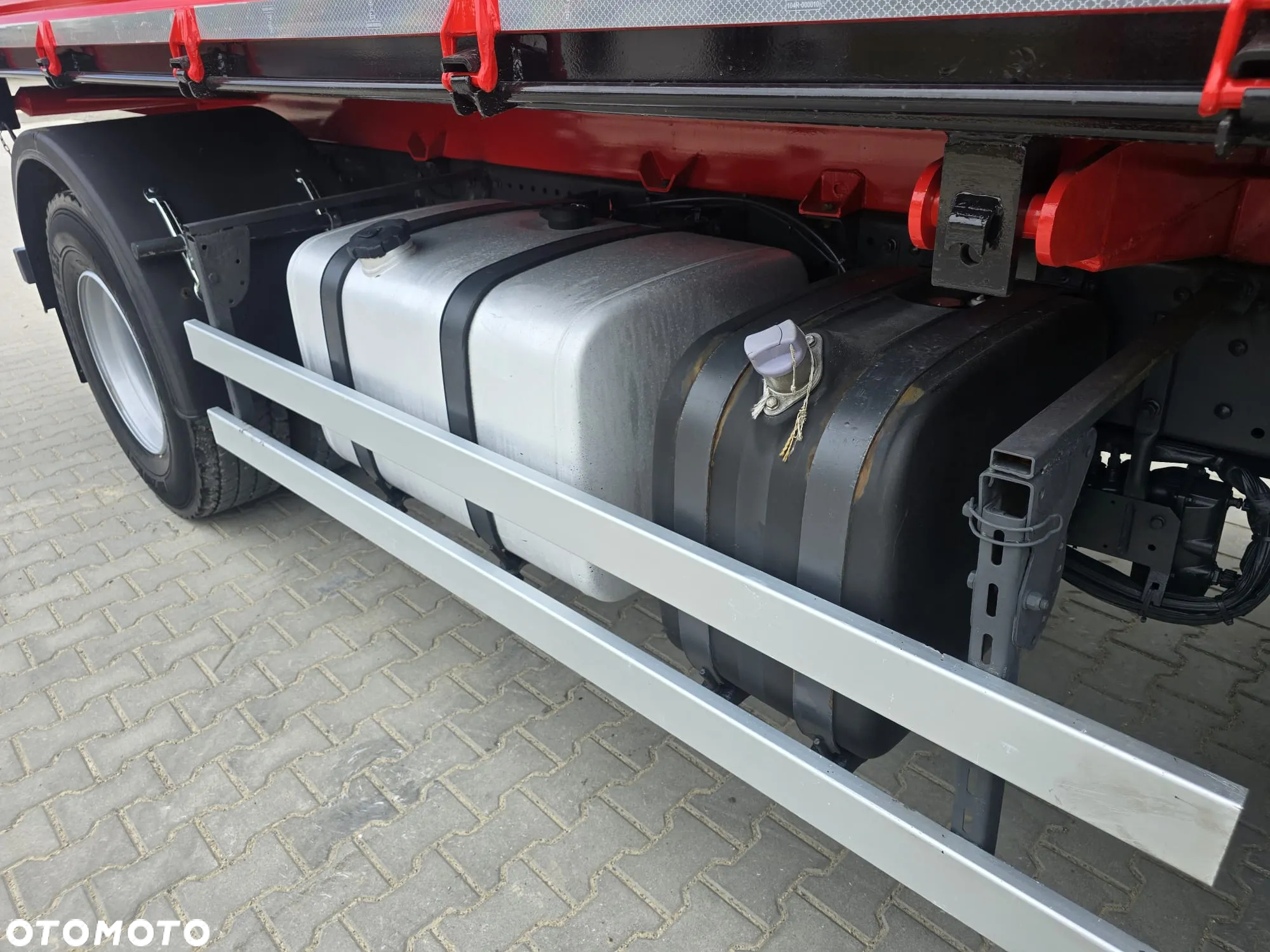Mercedes-Benz AXOR 1824 / EURO 5 / WYWROTKA 3 STRONNA - 19