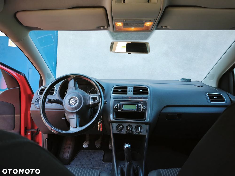 Volkswagen Polo - 10