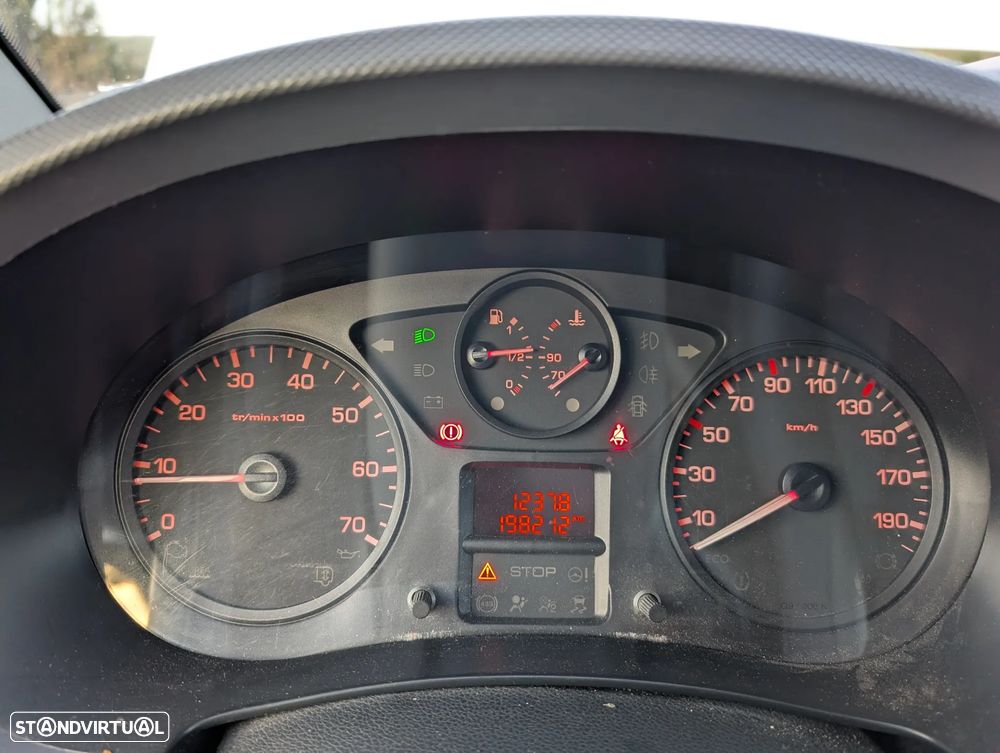 Peugeot Partner - 100 CV (IVA Dedutível) - 6