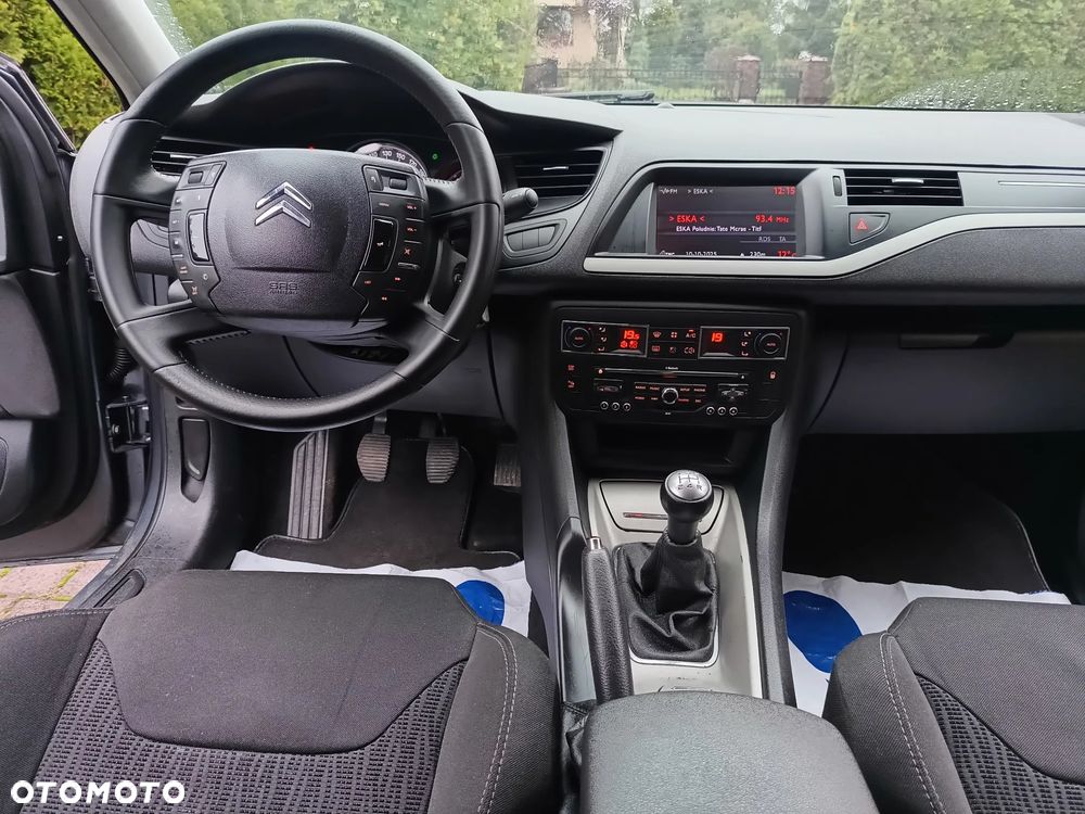 Citroën C5 Tourer HDi 110 FAP Tendance - 5