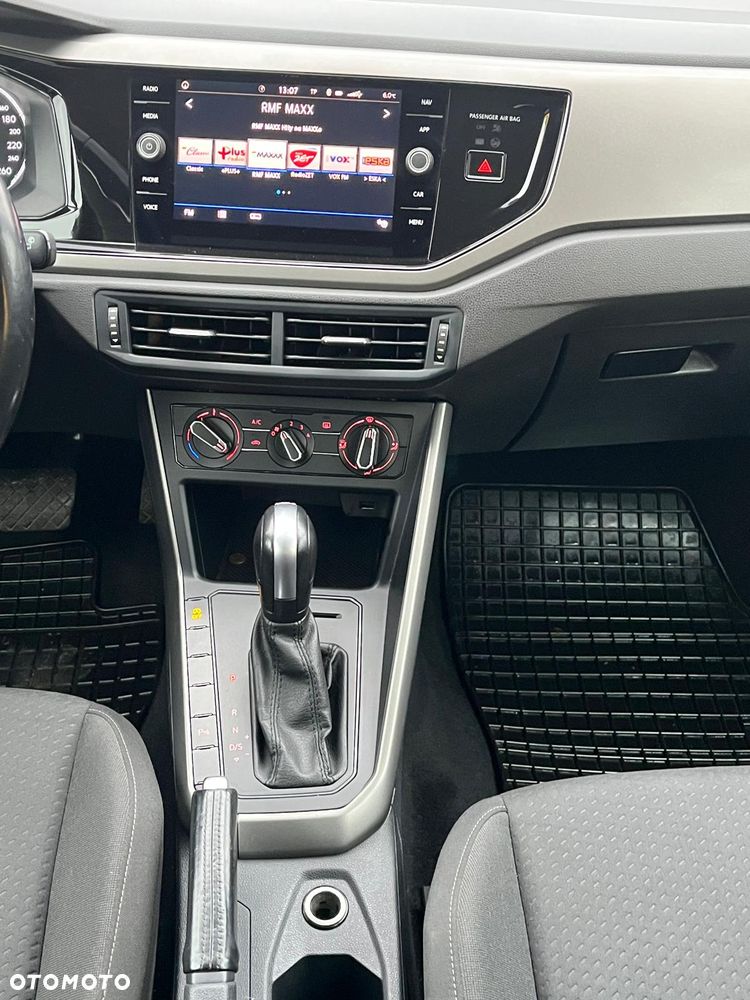 Volkswagen Polo 1.6 TDI SCR DSG Comfortline - 17