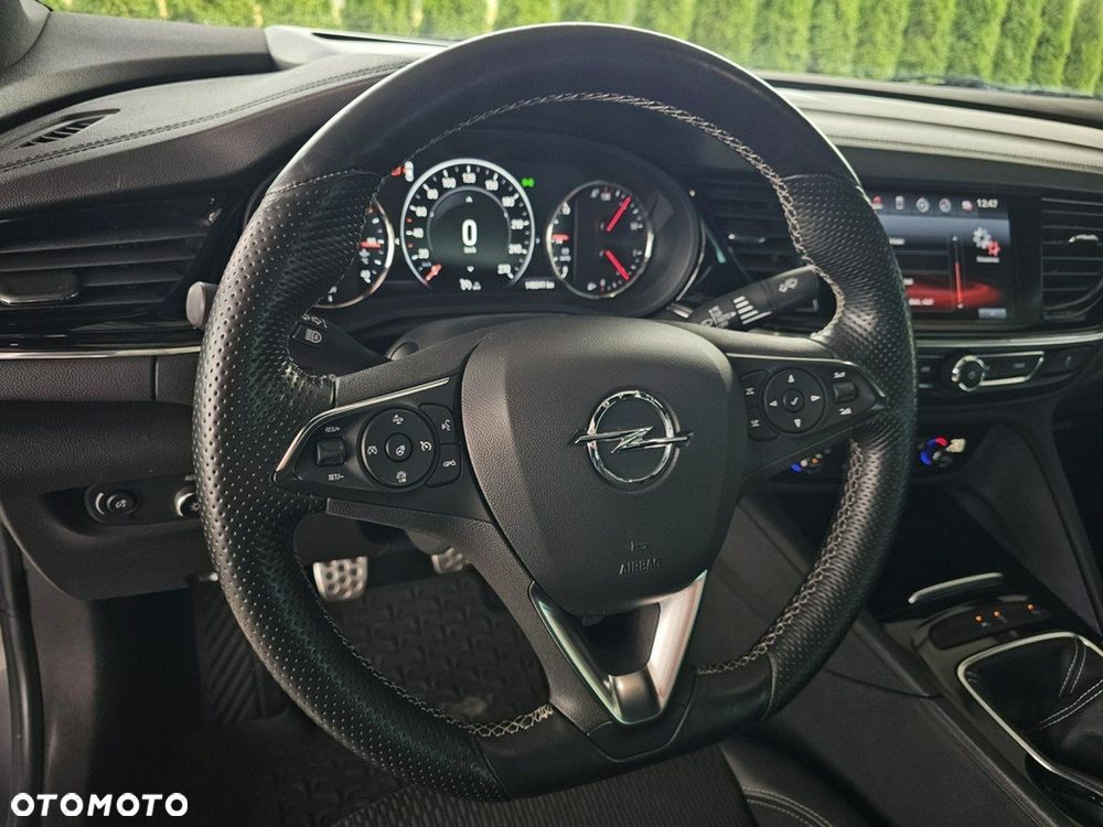 Opel Insignia - 14