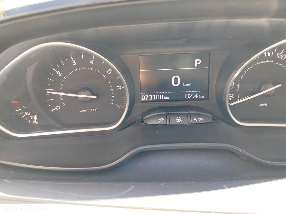 Peugeot 208 1.6 VTi Allure - 15