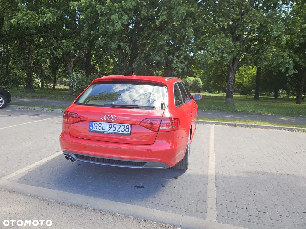 Audi A4 Avant 2.0 TDI - 8