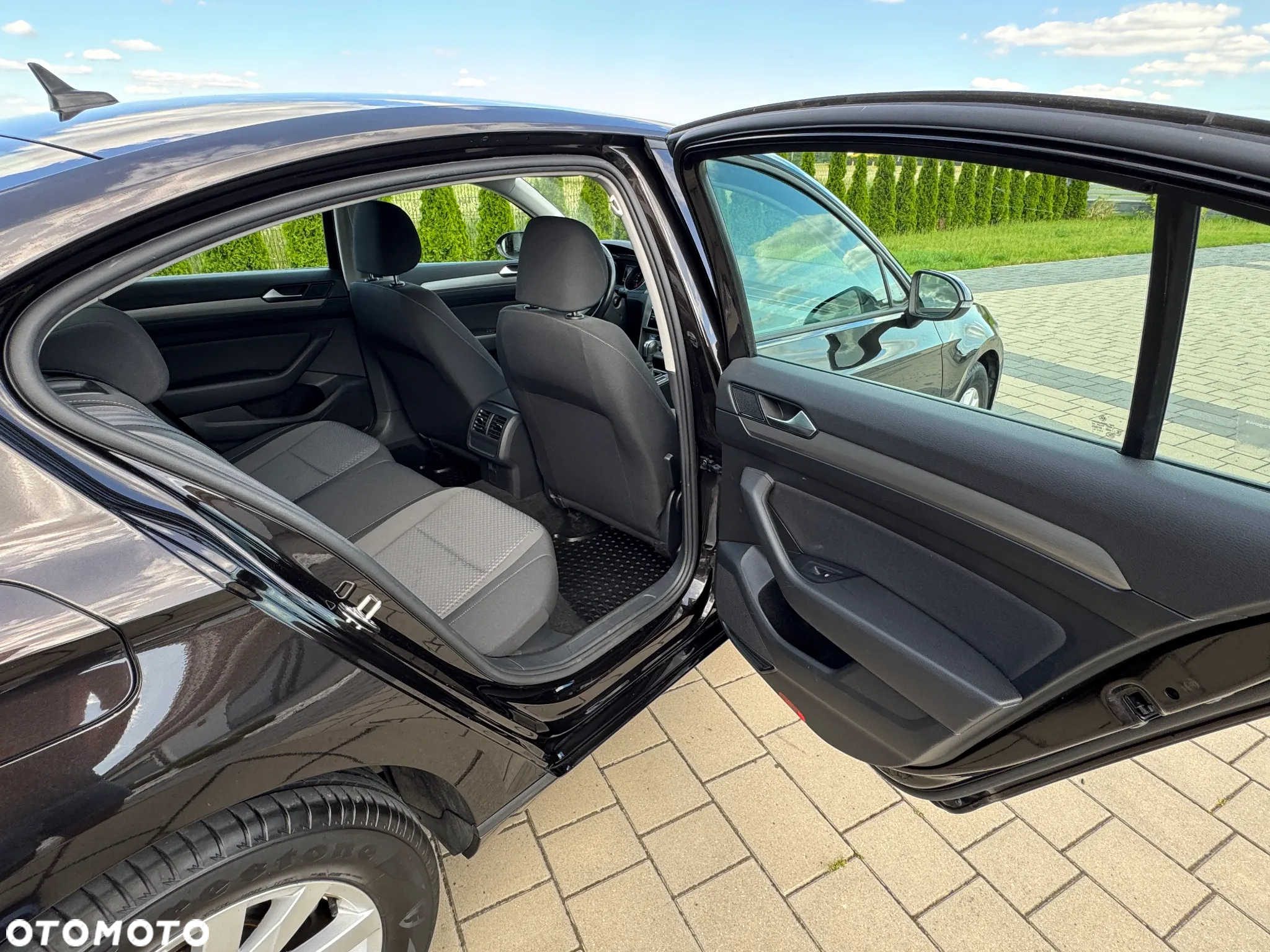 Volkswagen Passat 2.0 TDI EVO Essence DSG - 32