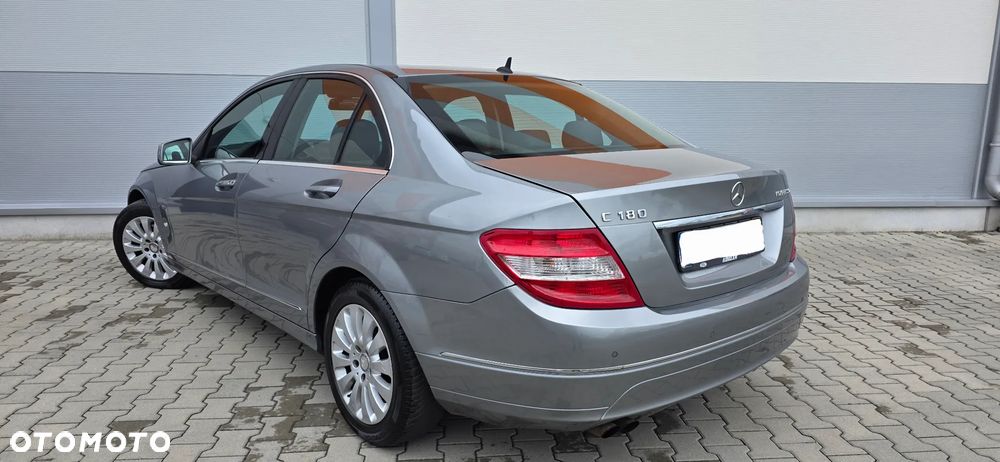 Mercedes-Benz Klasa C 180 Kompressor Automatik BlueEFFICIENCY - 3