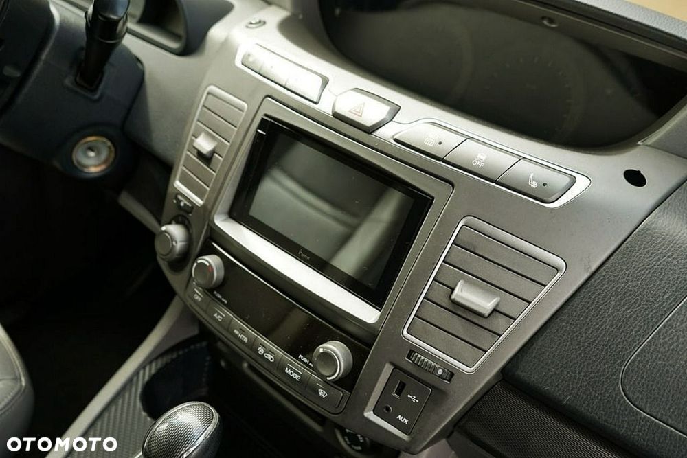 SsangYong/KGM Rodius - 31
